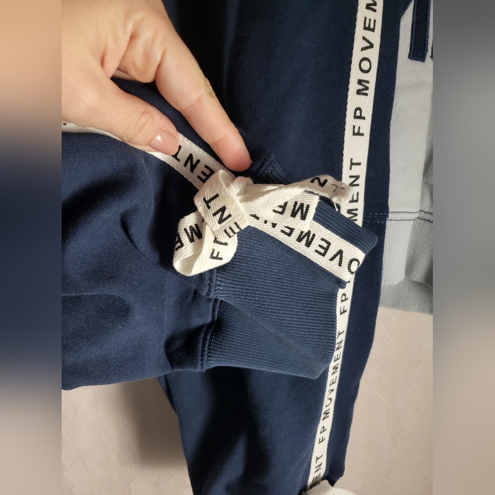 Free People Movement All Star Logo Set - Picture 5 of 11